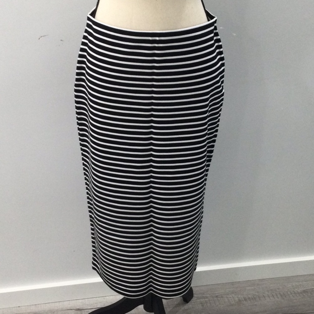 Skirts Size  L